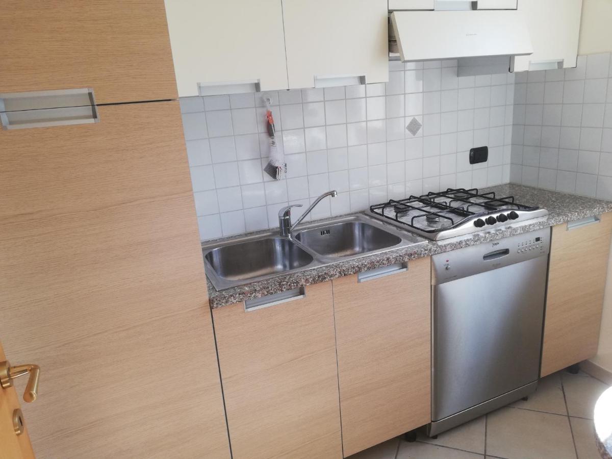 Ferienwohnung Gallo Mit Ueberdachter Terrasse Parkplatz 100 Mtr Z Strand Cannobio Zewnętrze zdjęcie