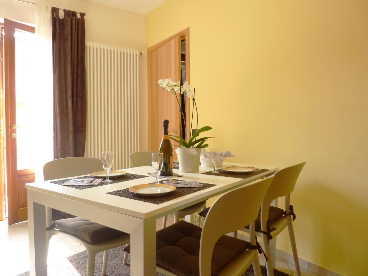 Ferienwohnung Gallo Mit Ueberdachter Terrasse Parkplatz 100 Mtr Z Strand Cannobio Zewnętrze zdjęcie