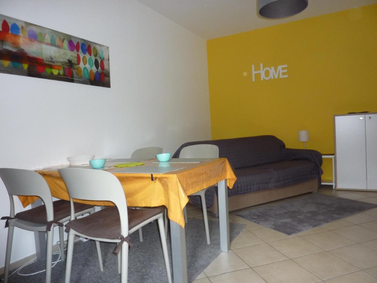 Ferienwohnung Gallo Mit Ueberdachter Terrasse Parkplatz 100 Mtr Z Strand Cannobio Zewnętrze zdjęcie